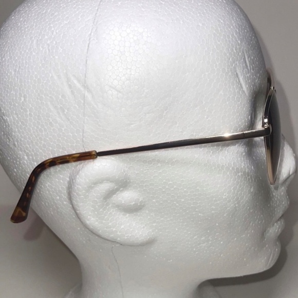 Pre-Owned O by Oscar De La Renta Aviator Olivia Brown Sunglasses O4059F main image 7